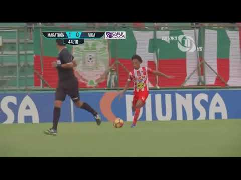 Akeem Roach Trindad Tobago, striker, 95