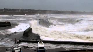 preview picture of video 'Wick Harbour Storm Two'