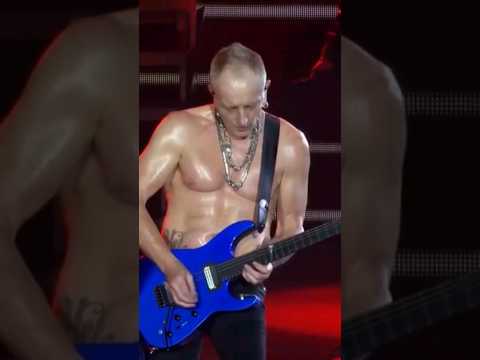 Thumbnail for Phil Collen solo #guitarsolo #philcollen #defleppard #guitarist #guitarshred #guitar #guitartok by Phil Collen