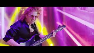 Video zu 'Promise' ansehen