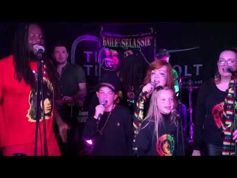 Da Fuchaman and The Fire Blaze Band Feat. Alfie Haile - So Much Love