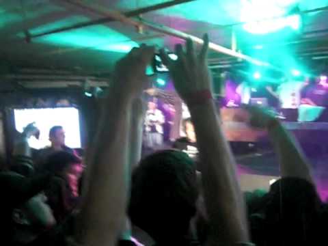 Ying Yang Twins - Dangerous  (Live in Prague)