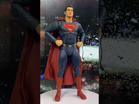 QUICK LOOK: Mcfarlane DC Multiverse Batman V Superman: Dawn of Justice Doomsday & Superman Figure 03