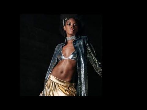 J'ADORE BENJAMIN Best Model Moments FW 2022 - Fashion Channel