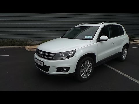 161 D 4948 - 2016 Volkswagen Tiguan Sport  Style 2.0TDI 110HP Demo 30,450