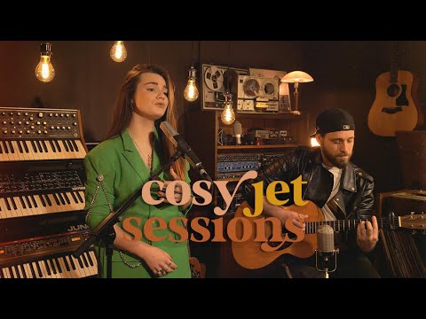 Essyla - Let you go | Cosy Jet Sessions