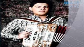 Alfredo Olivas  Laberinto [Estreno] 2013