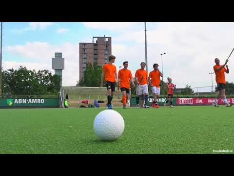 Mink van der Weerden vertrekt bij Oranje Rood