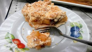 בקלי קלות-עוגת תפוחים מעולה (ליהי קרויץ - מטבח בקלי קלות) - התמונה מוצגת ישירות מתוך אתר האינטרנט יוטיוב. זכויות היוצרים בתמונה שייכות ליוצרה. קישור קרדיט למקור התוכן נמצא בתוך דף הסרטון