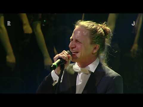 Tomáš Klus a sbor Permoník, Ceny Jantar, 3.3.2019. Gong Ostrava.