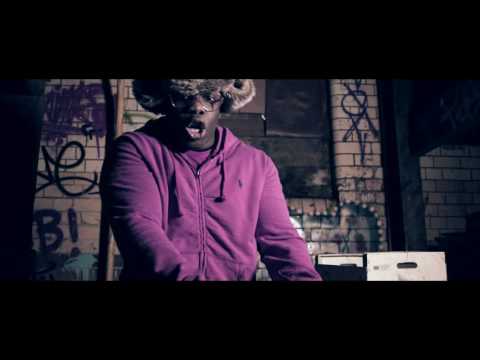 MAXIMUS SQUIDZ - 4PM IN CALABASAS / CHUCK NORRIS FREESTYLE| #TOXICTV @TVTOXIC