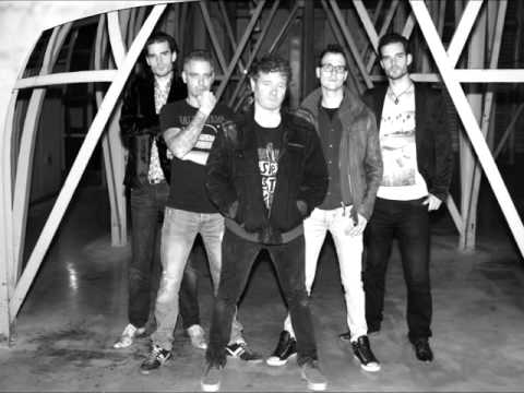 7Below - Kiss (Prince/Boris-cover)