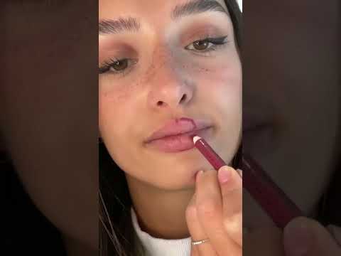 Tip for plump lips 👄