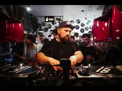 BURN x V&W Instore Session w/ ABC Events {Bread & Butter B2B Angel) - Budapest 12.05.2018