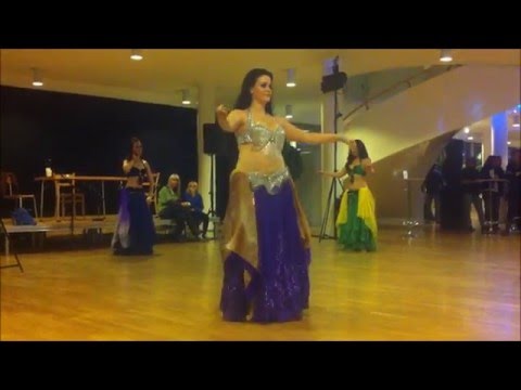 Dansöz uppträder med magdans på konserthuset i Malmö!