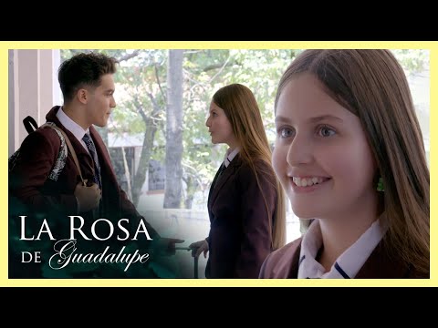Denisse entró a la secundaria y se enamora de un chico de 3° | La Rosa de Guadalupe 1/4 | La caja...
