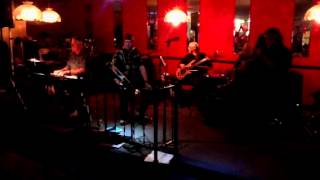 Do you know what it means to miss New Orleans (cover) 7Rive