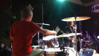 Burnouts live cover of Frenzal Rhomb&#39;s &quot;never had so much fun&quot; Kyle on drums