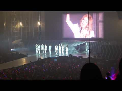 111210 SNSD Concert Day 2 in Singapore (Introduction, english) Part 1