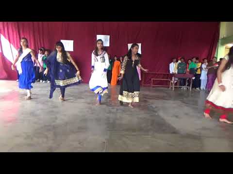 Dance Profomance on HINDI DIWAS