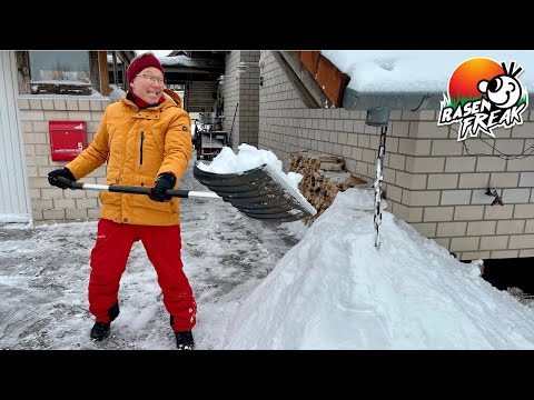 Wir haben Spaß im Schnee! Sturmtief Elli hat uns den Winter beschert.