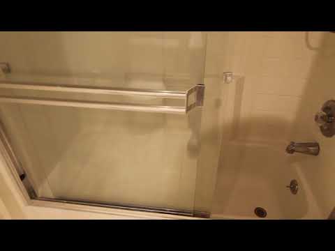 PL9171 - Upper Rear 1 Bed + 1 Bath Apartment for Rent! (Santa Monica, CA)