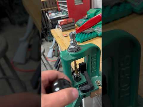 RCBS bullet puller is easy to use!