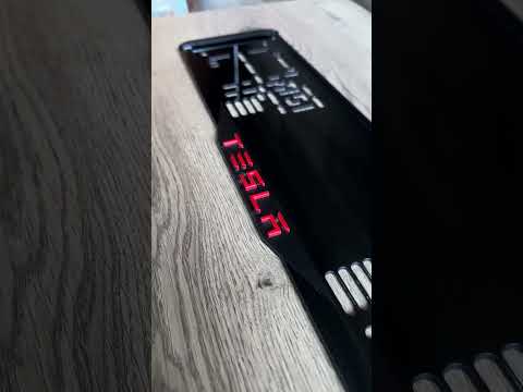 3D авторамка Tesla - фото 1 - id-p2865508218
