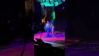 Download lagu Moira sings Malaya at #YourMemejestyQueenVG Concert | Chika at Ganap #shorts mp3