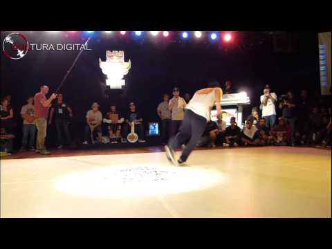 Daniel vs Muxibinha - Red Bull BC One Cypher Brasil - Brasília 2012