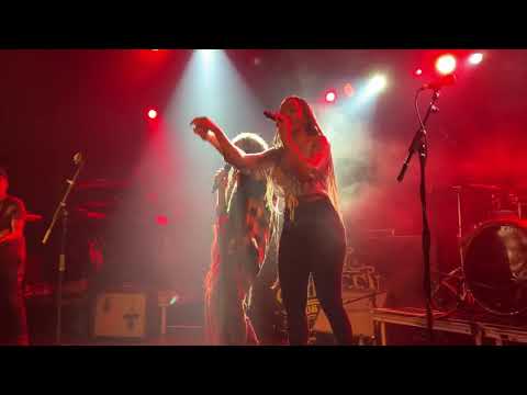 Alborosie feat Sandy Smith - Blessings - 10/4/19 Barcelona