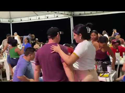 Nagila show e banda ao vivo na orla de Breu branco para 