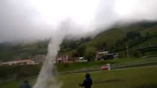 preview picture of video 'Cohete de Harina / Flour Rocket'
