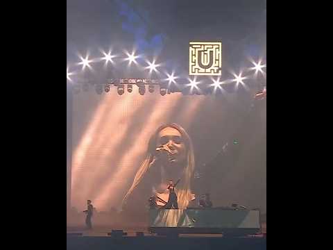 AntoNetta & Blasterjaxx performing her song Destiny at Untold Festival