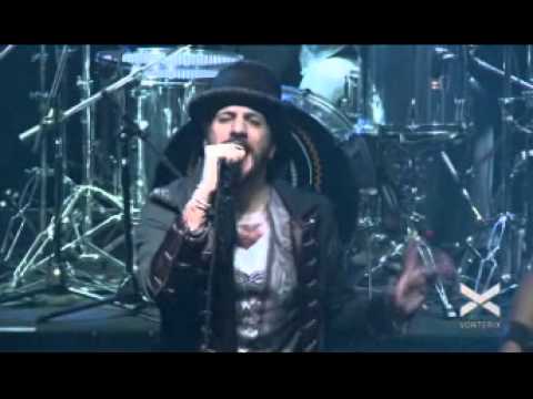 Coverheads y Ciro Pertusi - Creo en milagros(The Ramones) / [Teatro Vorterix 24-8-12]