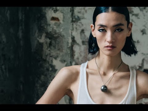 LINA ZHANG Model Spring 2020 - Fashion Channel