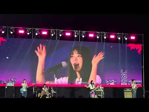 QWER - 대관람차 인제대학교 축제 #qwer #바위게 #인제대학교 #인제대축제 #백화영채 #큐더블유이알 #대관람차 #kpop