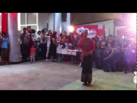 11112011 : KamYong - สาวเหนือลงใต้ไปอีสาน