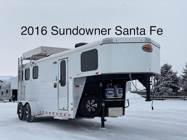 Preview image of Sundowner Santa Fe 3 Horse Gooseneck youtube video