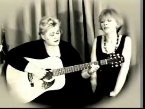 Holohan Sisters "Down by the Glenside" - "Bold Fenian Men"