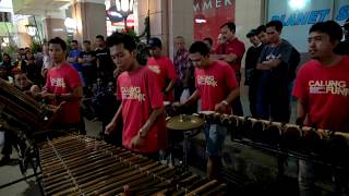Download lagu INI LAGU UNGGULAN CALUNG FUNK MALIOBORO YOGYA -- ANOMAN OBONG mp3 Download lagu INI LAGU UNGGULAN CALUNG FUNK MALIOBORO YOGYA -- ANOMAN OBONG mp3