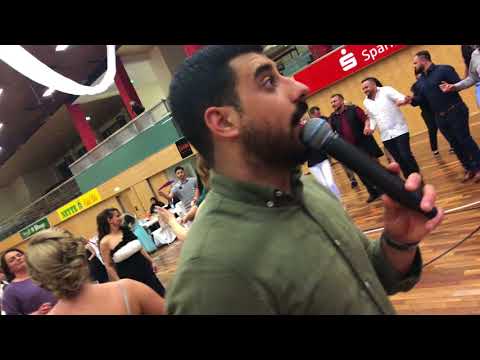 Grup Meran calar, Evrim dostum söyler‘de biz halay cekmezmiyiz:)