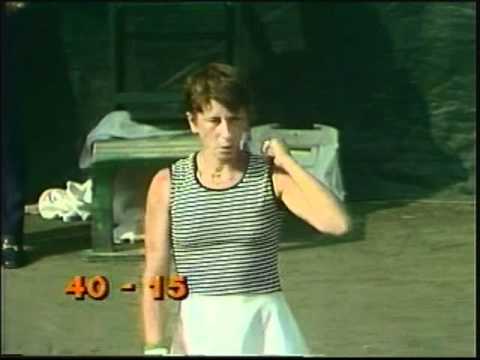 Chris Evert d. Wendy Turnbull - 1977 US Open final (Maureen Connolly featured)