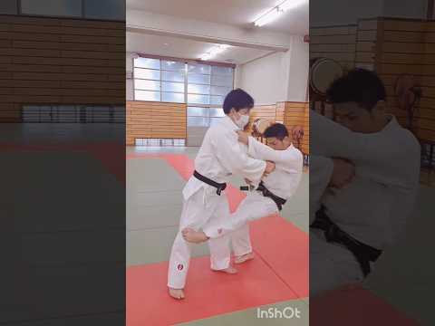 【柔道一撃技】回転式絞め技🥋#judo #shorts