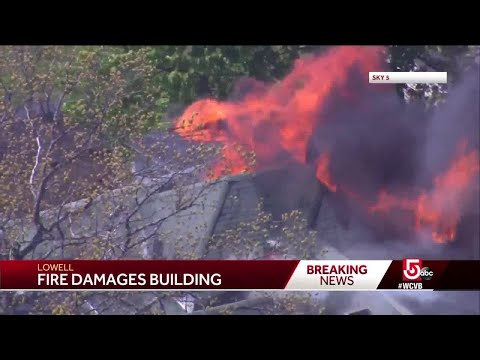 Fire causes heavy damage to Lowell home