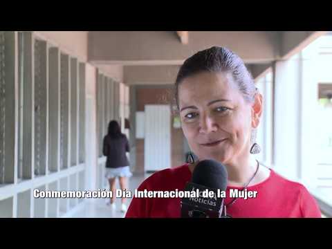 María Patricia Arbeláez  desea un feliz Día Internacional de la Mujer