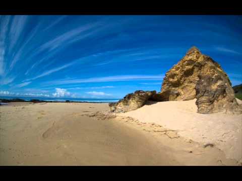 Djuma Sound System vs Paul Kalkbrenner - Les Sand (GeT_WhiTe Mashup).wmv