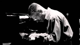 Keith Jarrett - Between The Devil And The Deep Blue Sea