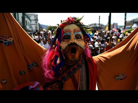 Arab Today- Colorful celebration of Colombia’s Blacks and Whites Carnival