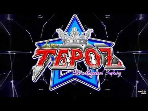 Tu con el y yo con ella